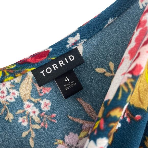 Torrid Floral Cold Shoulder Blouse - Blue and White plus size 4 - Picture 5 of 8